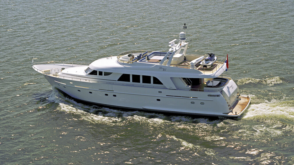 Mulder 82 Flybridge-LADY TES-ext-01
