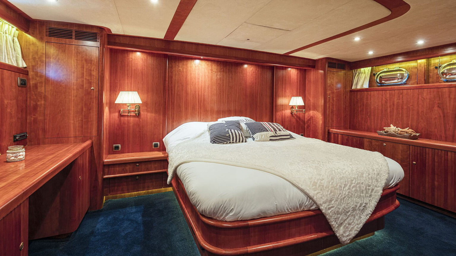 YN00062-VAER-WEL-042