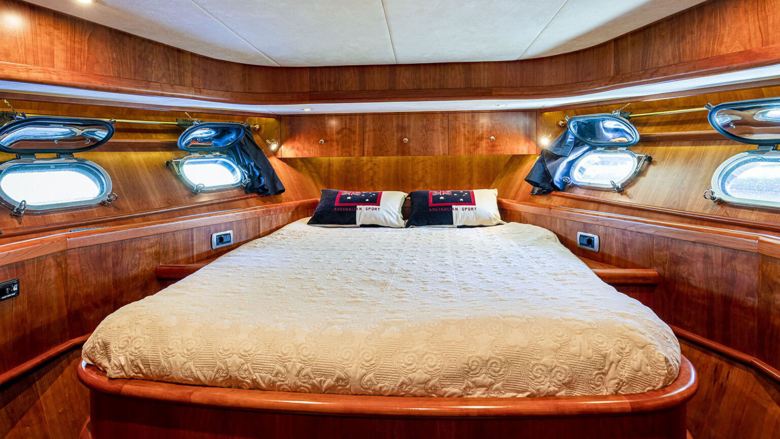 YN00062-VAER-WEL-044