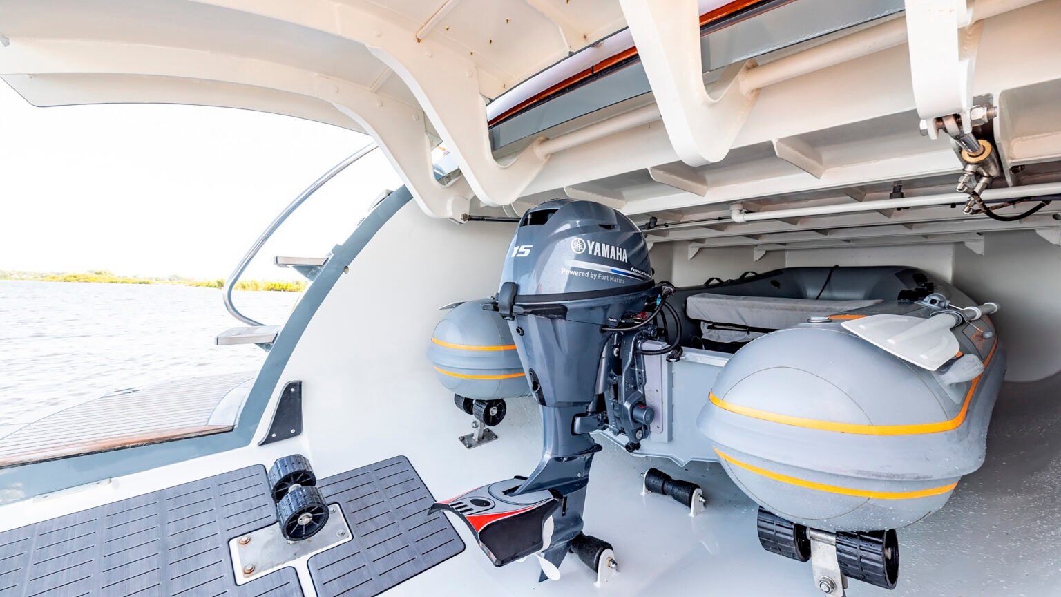 YN0565-Mulder-Oyster-Deck-59