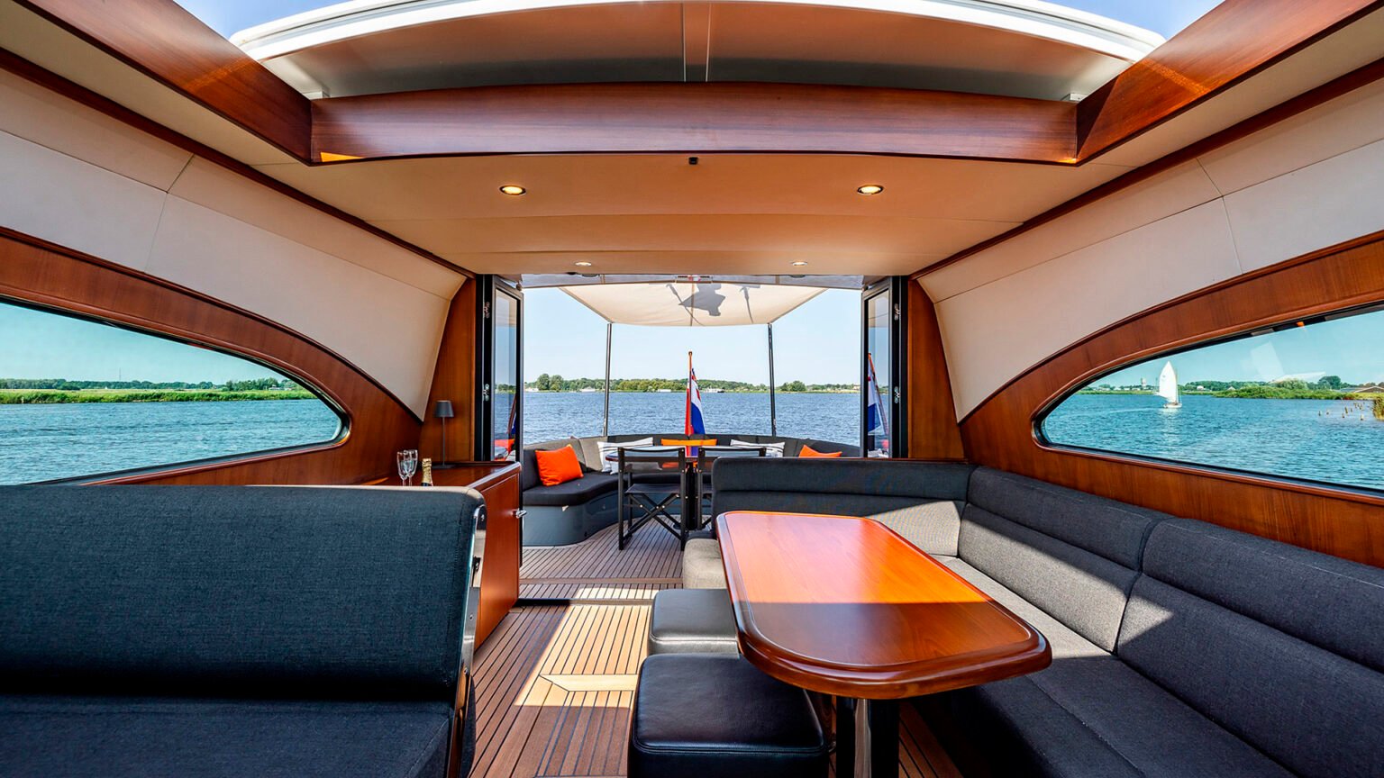 YN0565-Mulder-Oyster-Int-14