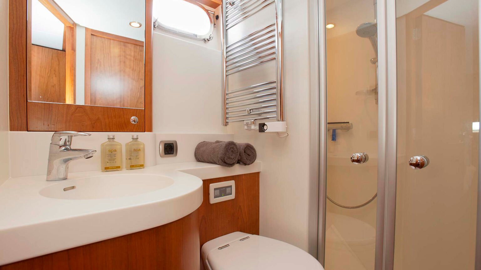 Mulder-55-Explorer-MOOIE-NEL-int-15