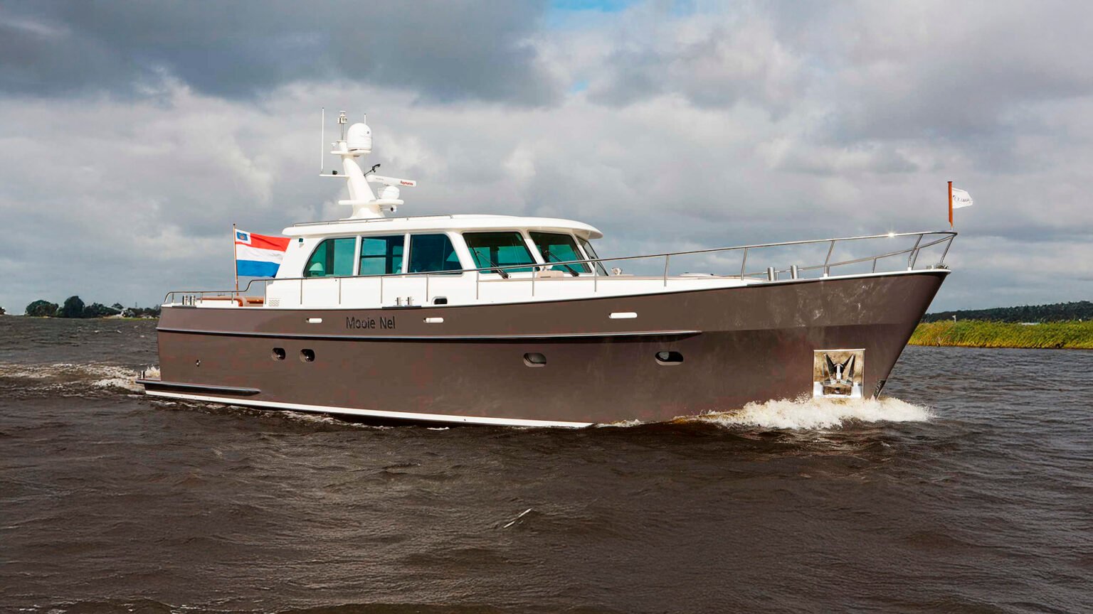 Mulder-55-Explorer-MOOIE-NEL-run-06