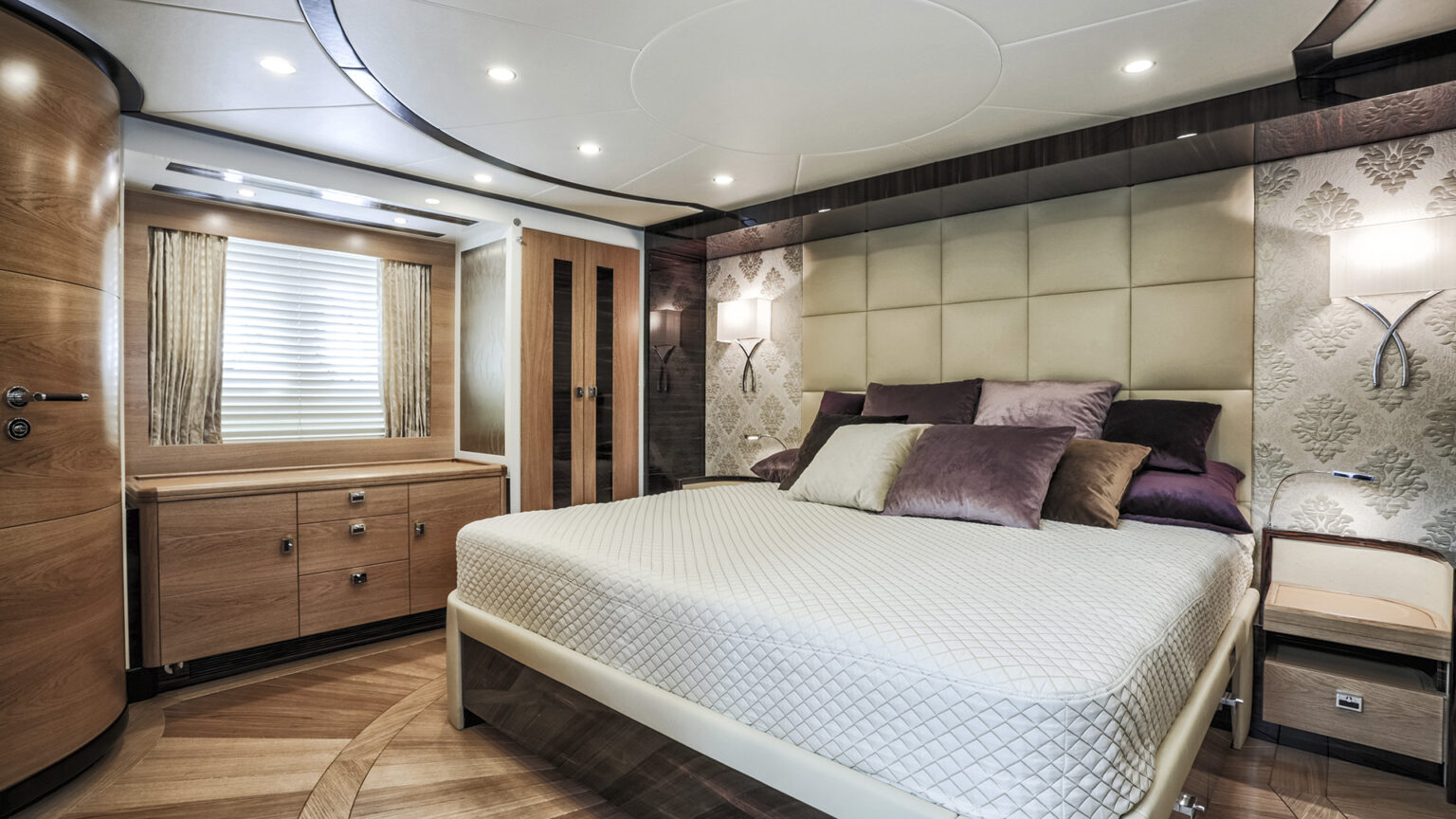 Mulder 72 Convertible-DOMINO-int-13