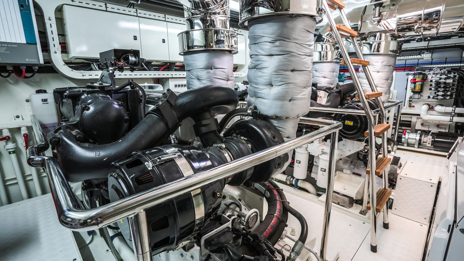 Mulder 72 Convertible-DOMINO-int-40