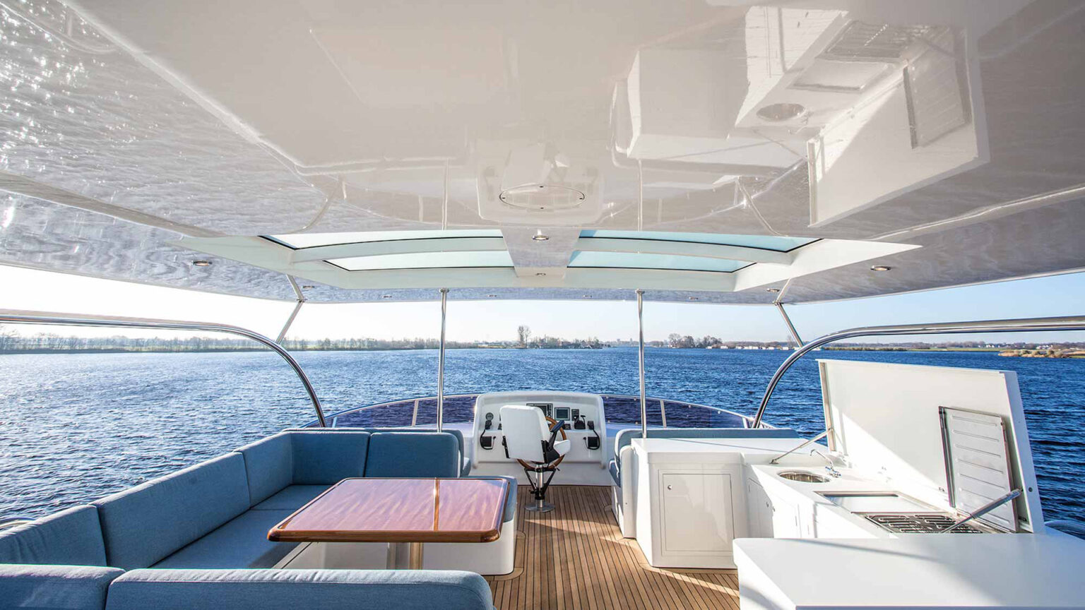 Mulder-73-Flybridge-BOONOOROO-II-ext-08