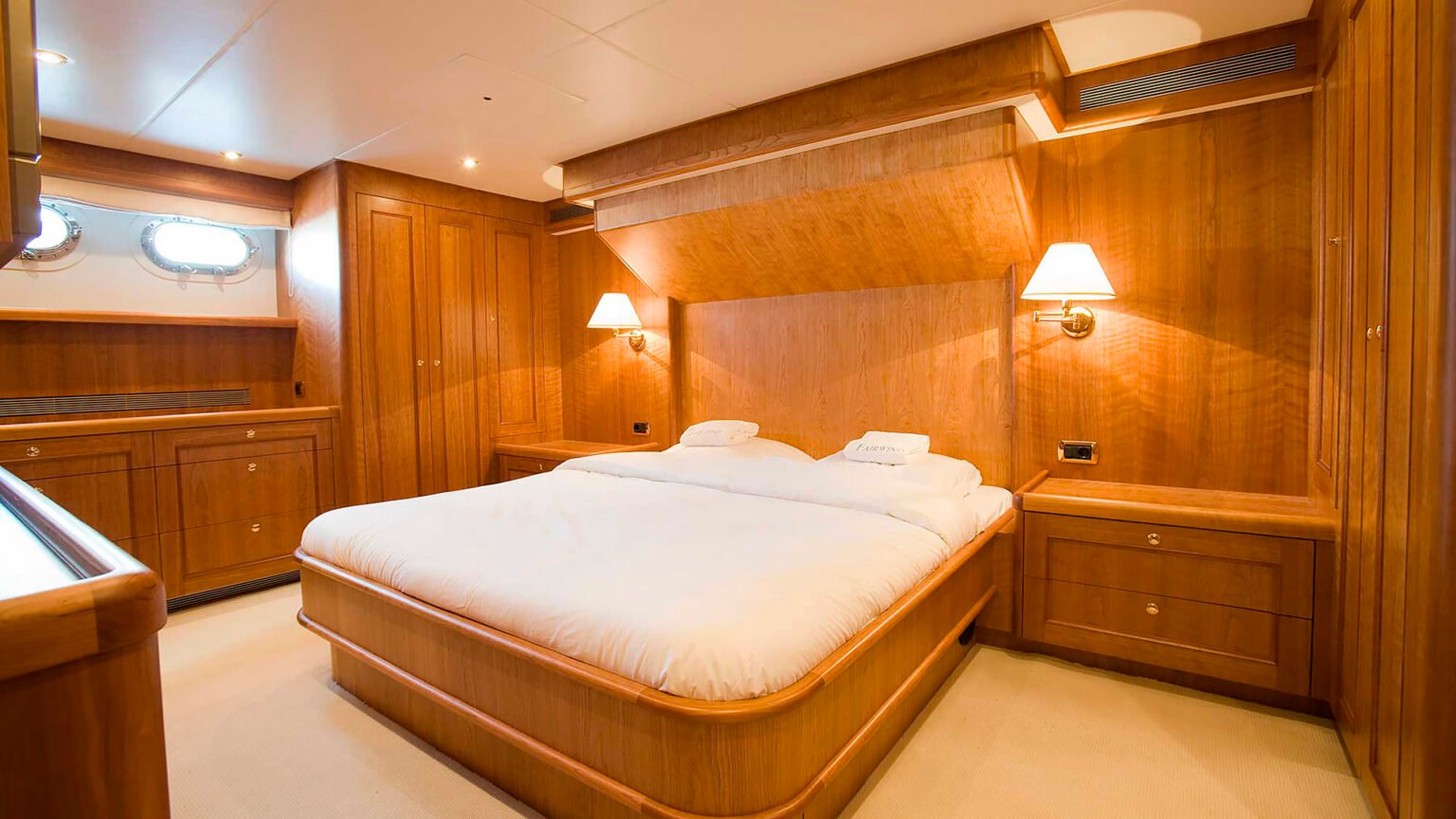 Mulder-73-Wheelhouse-FAIRWIND-int-05