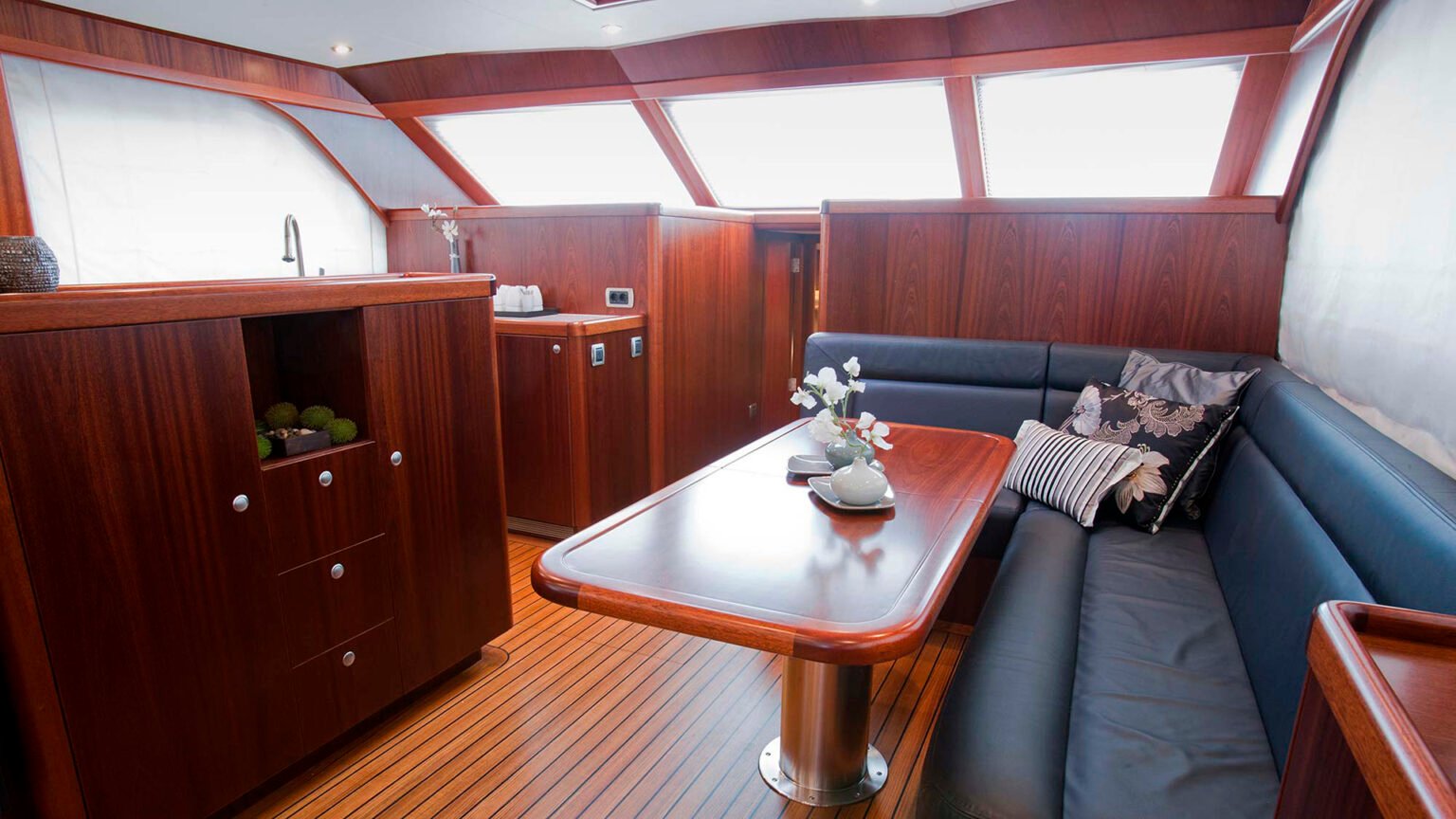 Mulder-73-Wheelhouse-GLORIA-int-18