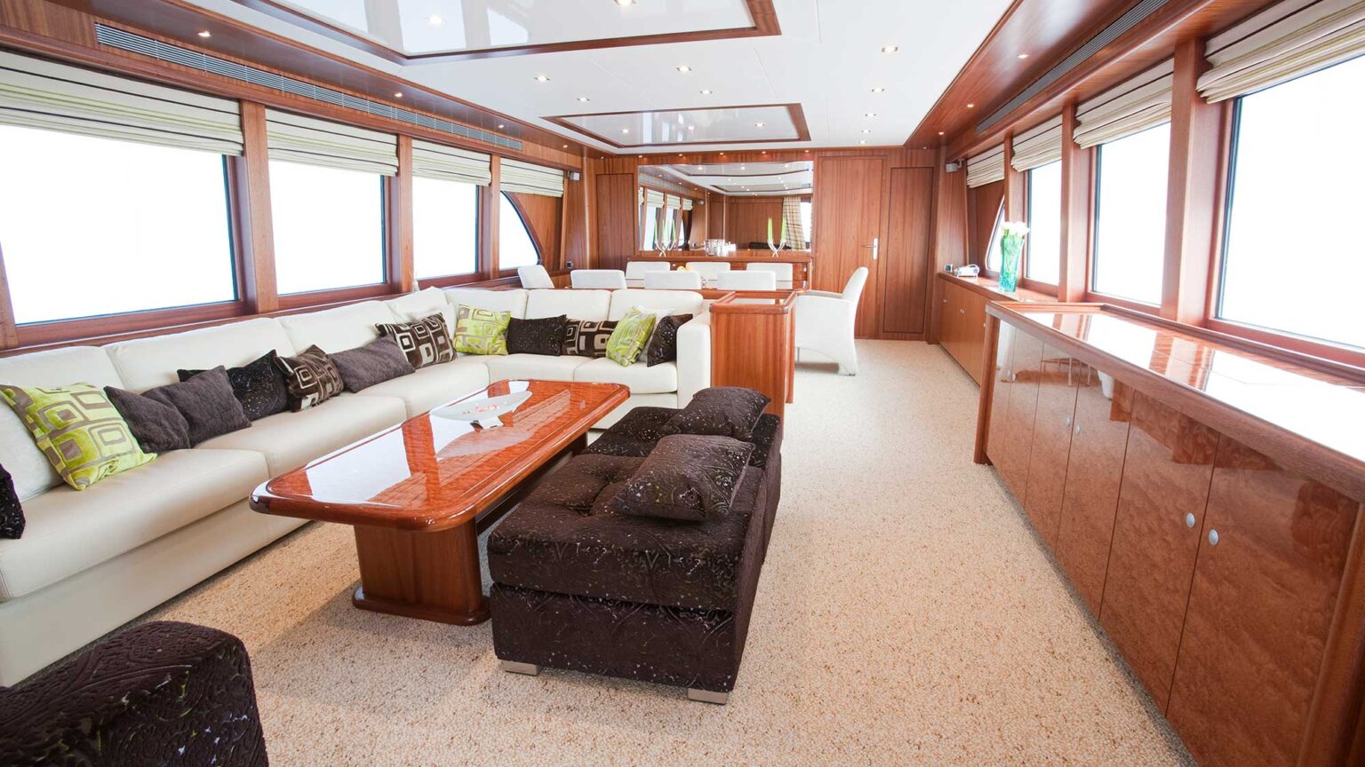 Mulder-92-Flybridge-MIMI-int-02