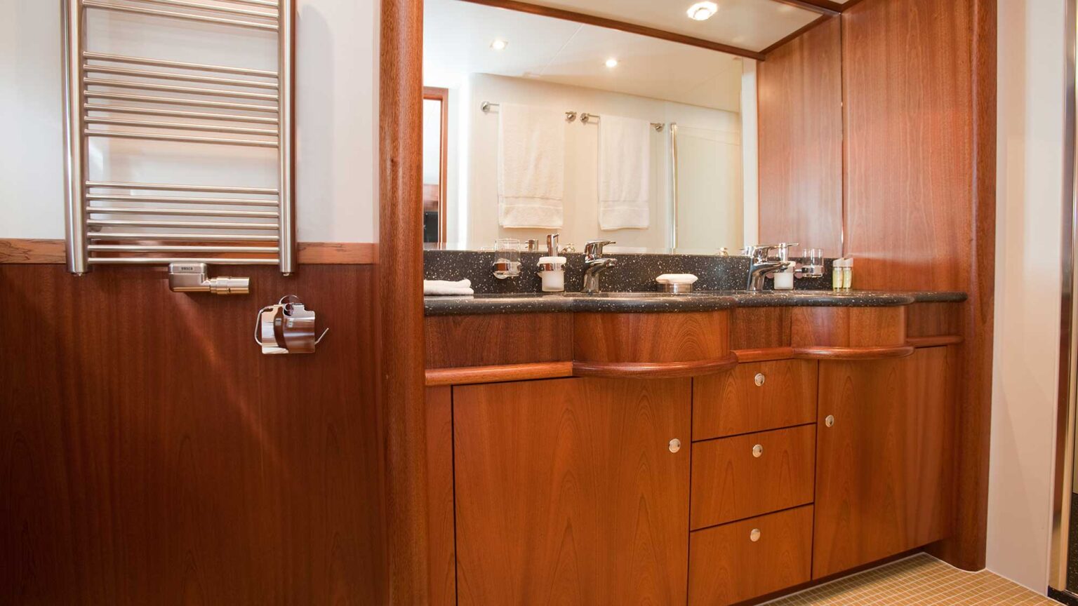 Mulder-92-Flybridge-MIMI-int-11