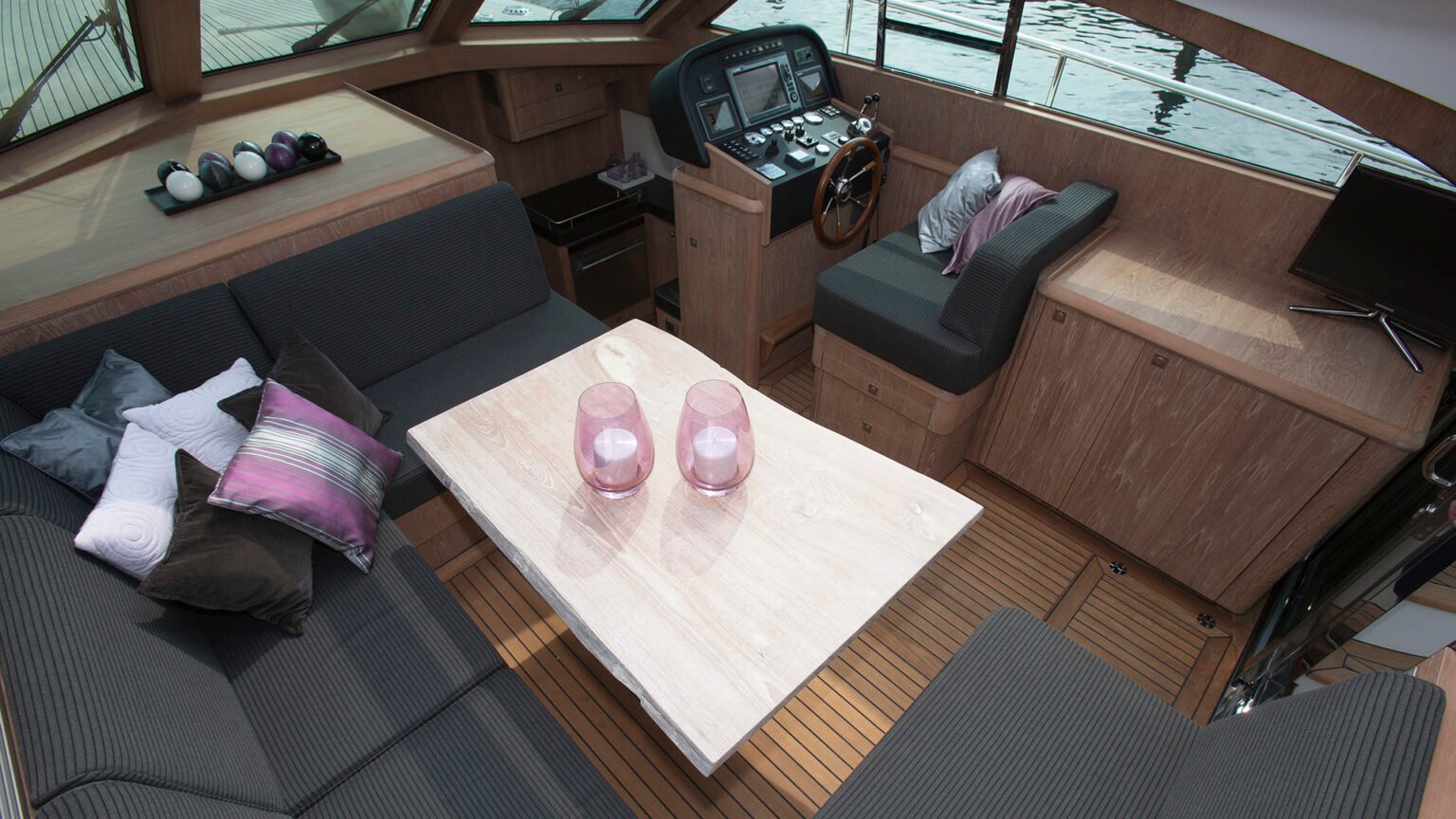 Mulder Favorite 1500-DIVA-int-01