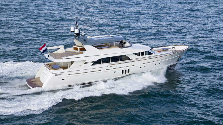 Mulder_98_Flybridge_01