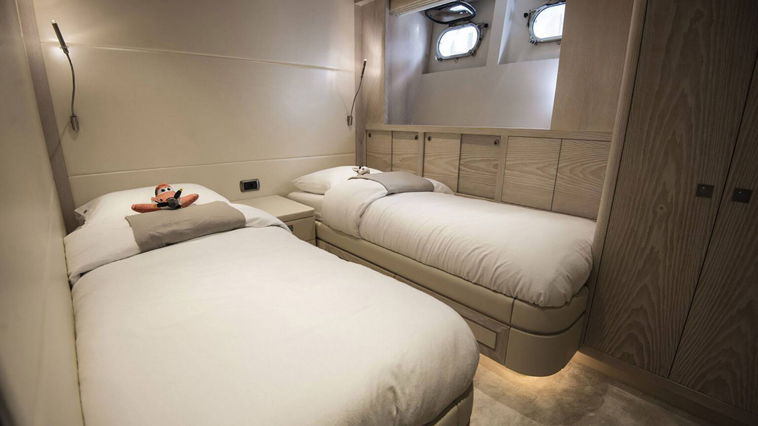 Mulder_98_Flybridge_25