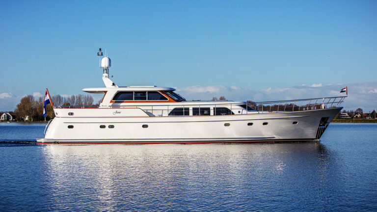 YN09073-Mulder-Wheelhouse-70-Ext-04