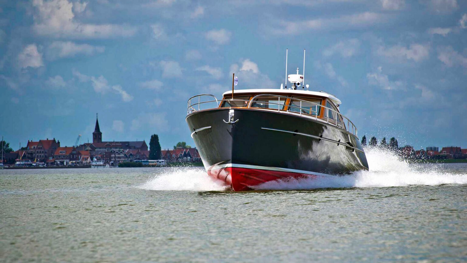 YN11086-Mulder-Favorite-1400IPS-Ext-03