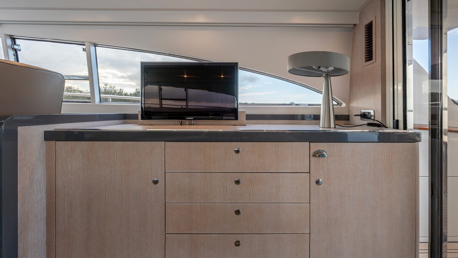 YN11190 - LE MIRRON - Favorite 150020