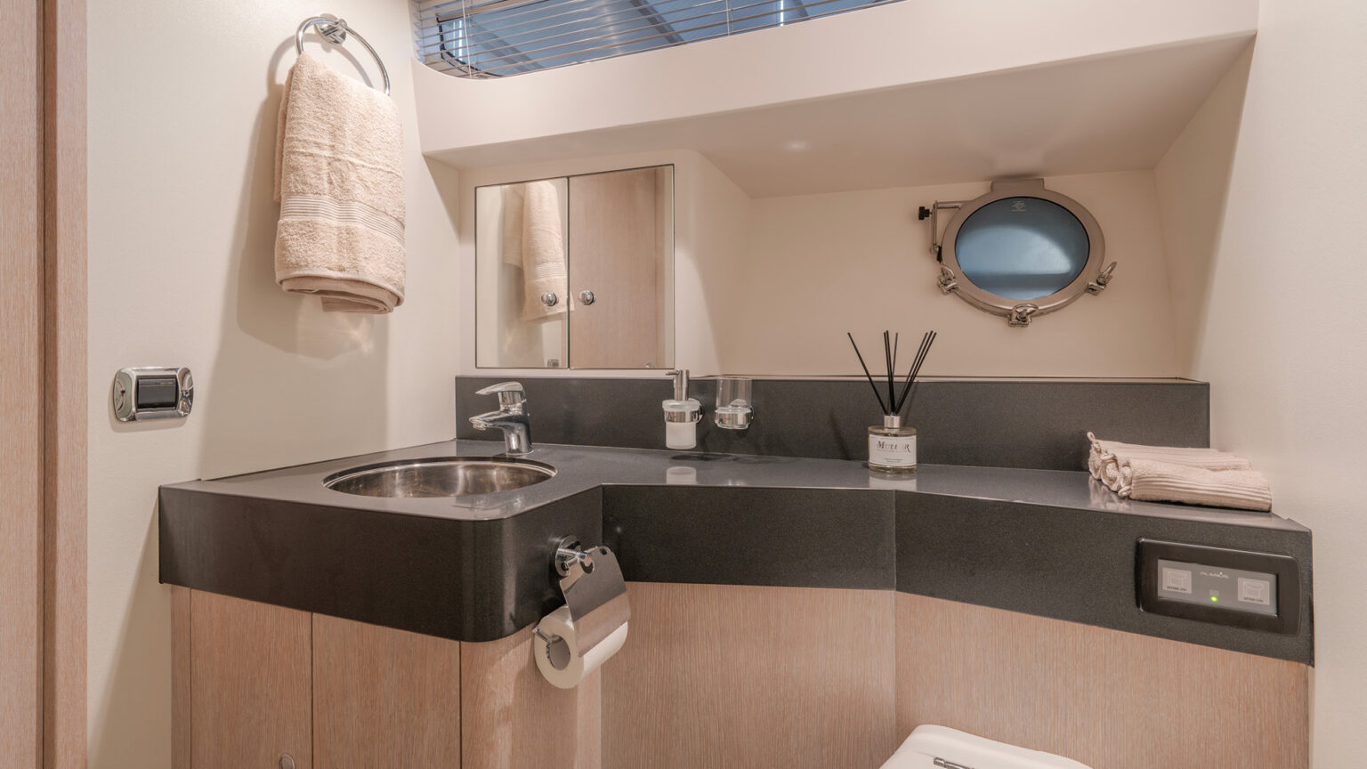 YN11190 - LE MIRRON - Favorite 150029