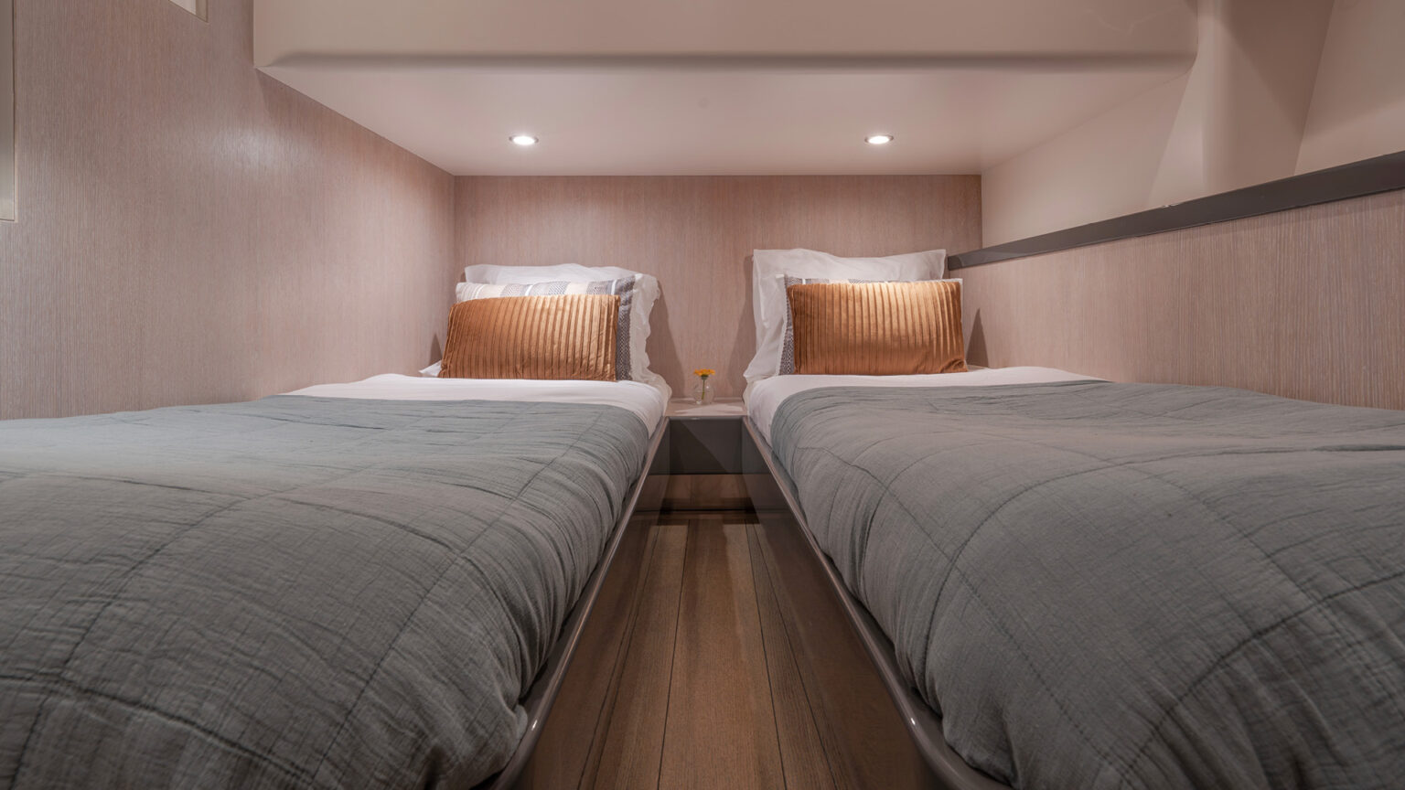 YN11190 - LE MIRRON - Favorite 150030