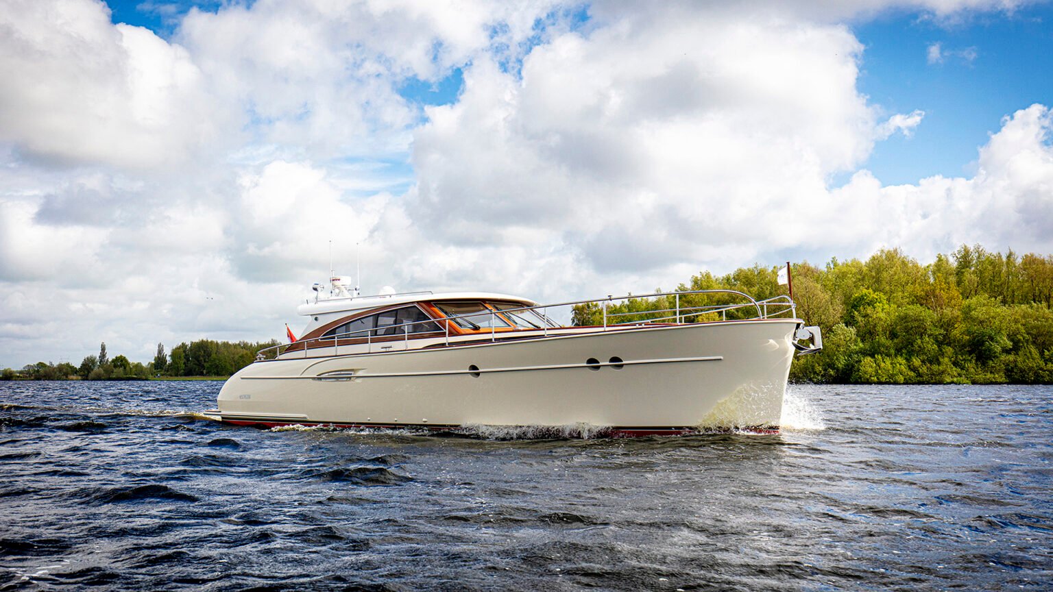 YN1293-Mulder-Favorite-1500-Ext-01