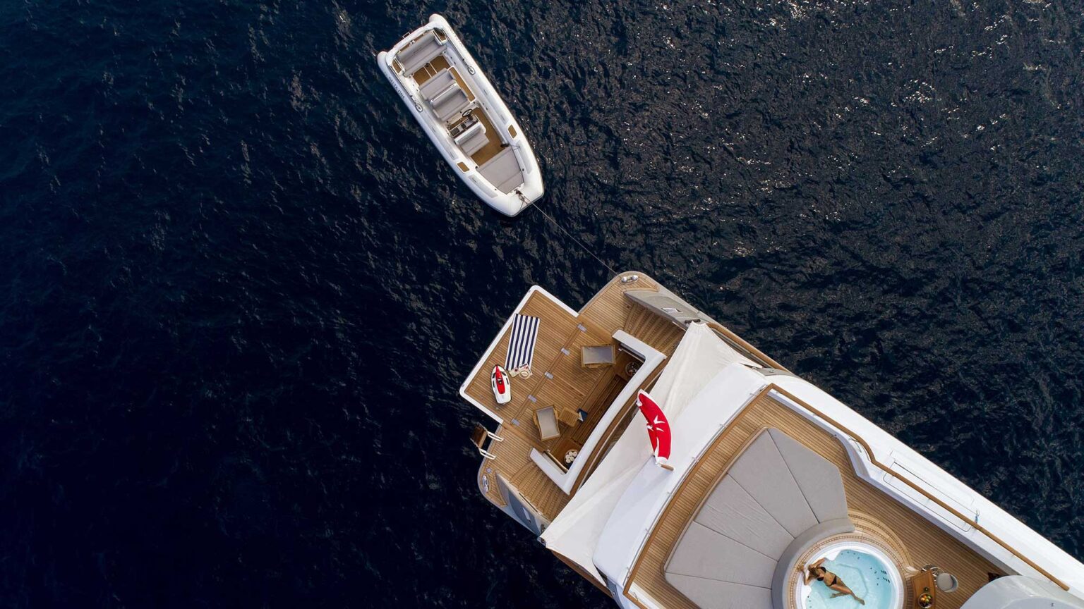 105-Mulder-ThirtySix-ext-aerials-03