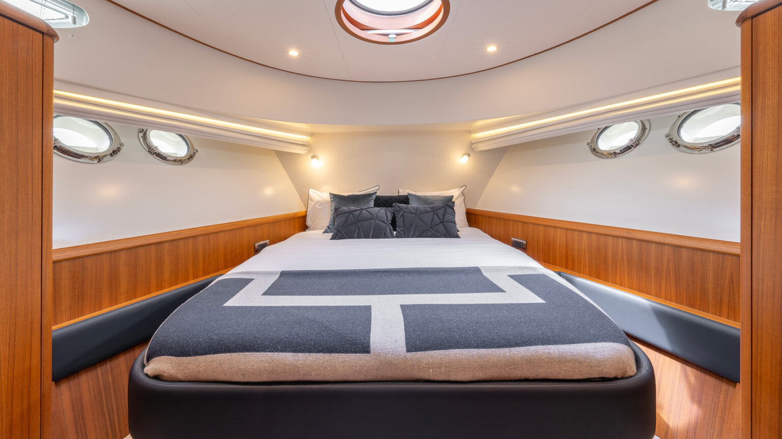 BN00115-Mulder-Favorite-1500-Recovery-Int-11