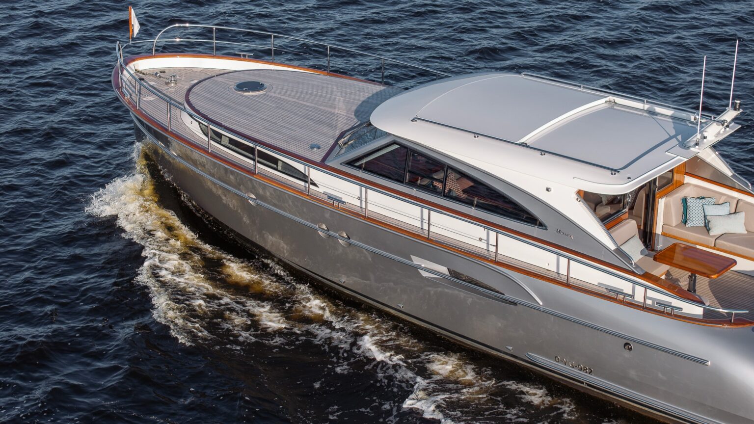 BN00132-Mulder-Favorite-1500-New-Horizon-Ext-01-10