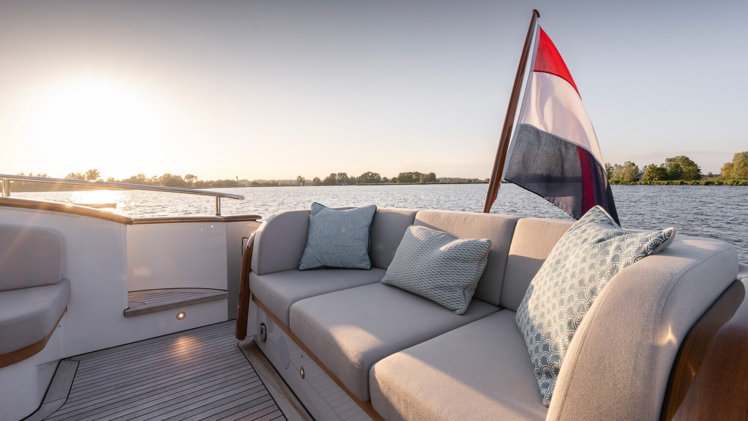 BN00132-Mulder-Favorite-1500-New-Horizon-Ext-01-24