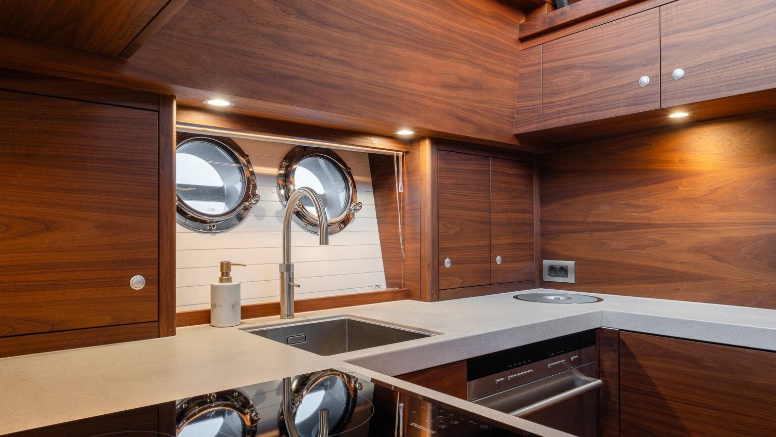 BN00132-Mulder-Favorite-1500-New-Horizon-Ext-01-30