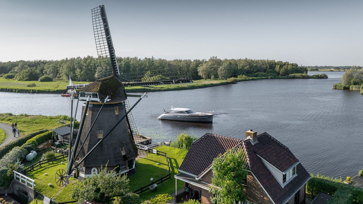 BN00132-Mulder-Favorite-1500-New-Horizon-Ext-01-4