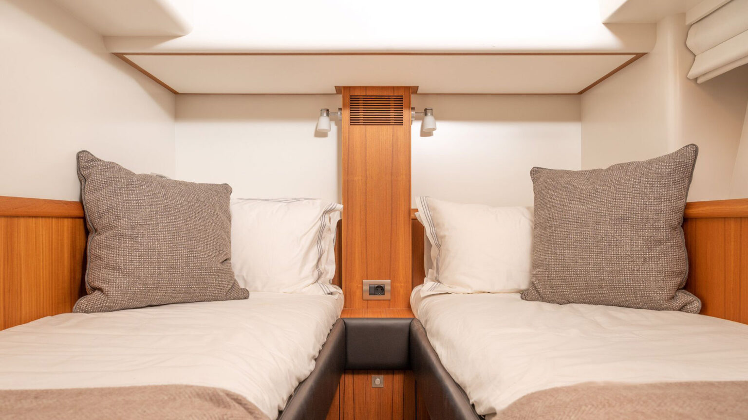 MULDER-YN00107-KINEY-09