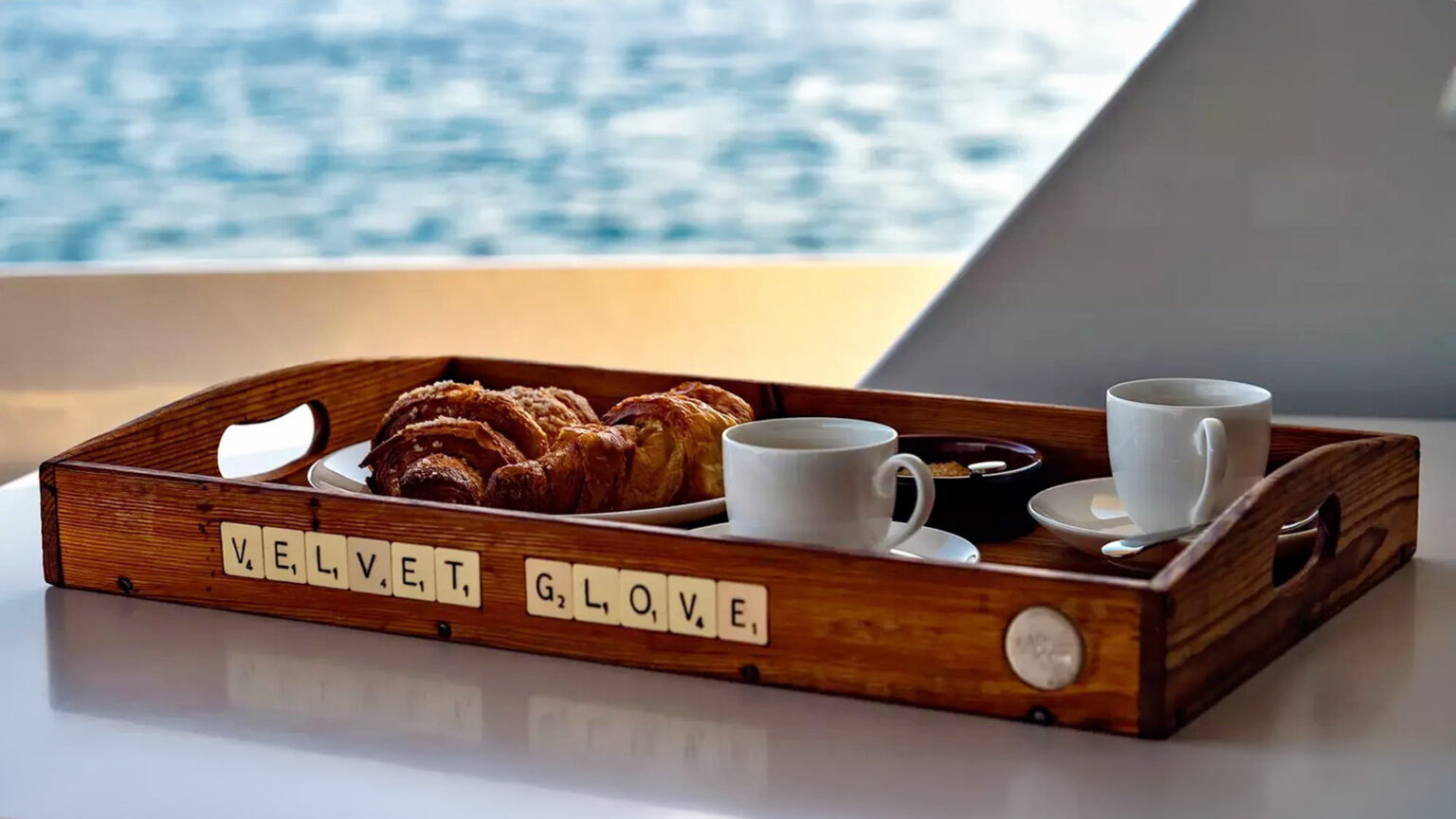 Mulder-75-Flybridge-Velvet-Glove-III-17