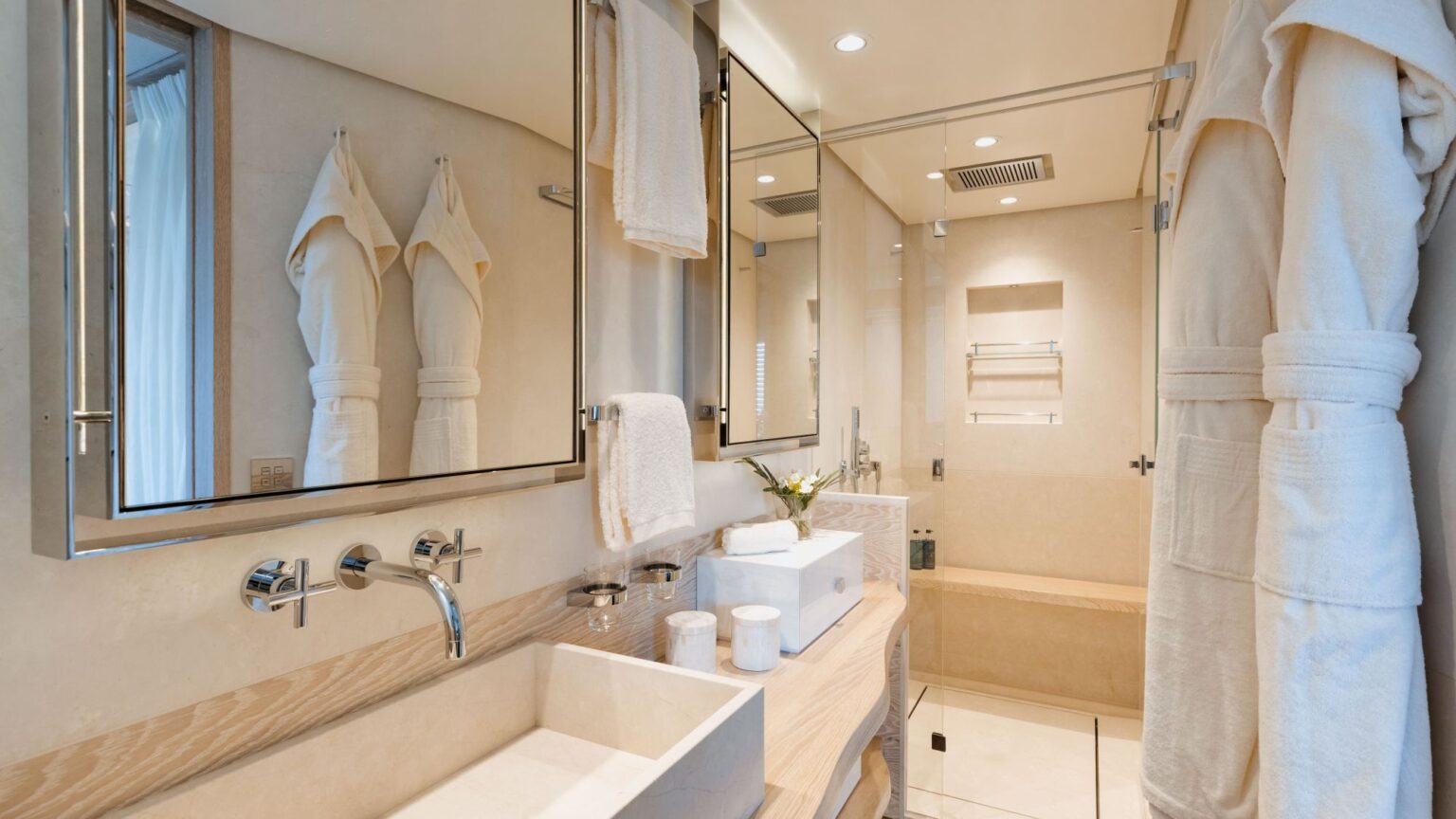 Mulder-Calypso-Interior-10