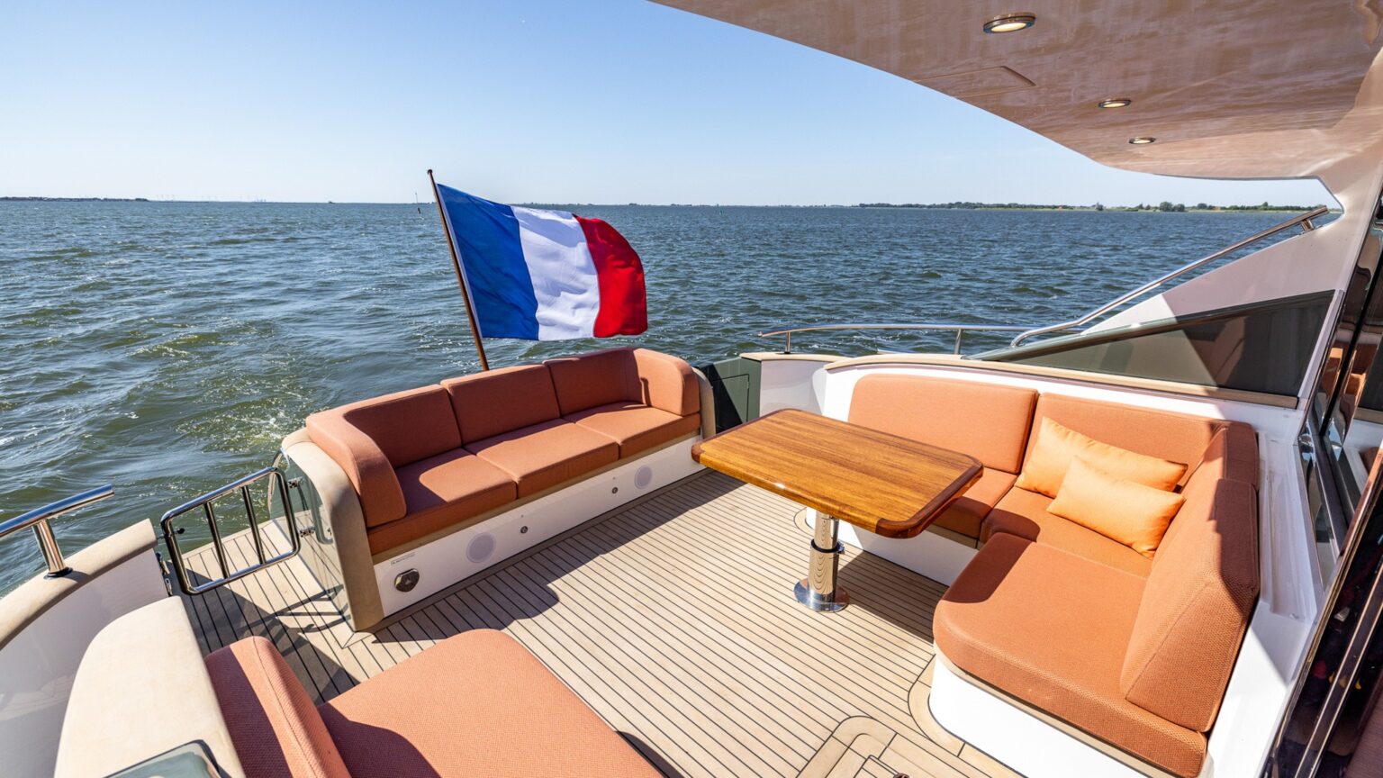 Mulder-Favorite-1500-RESPIRE-Deck-25