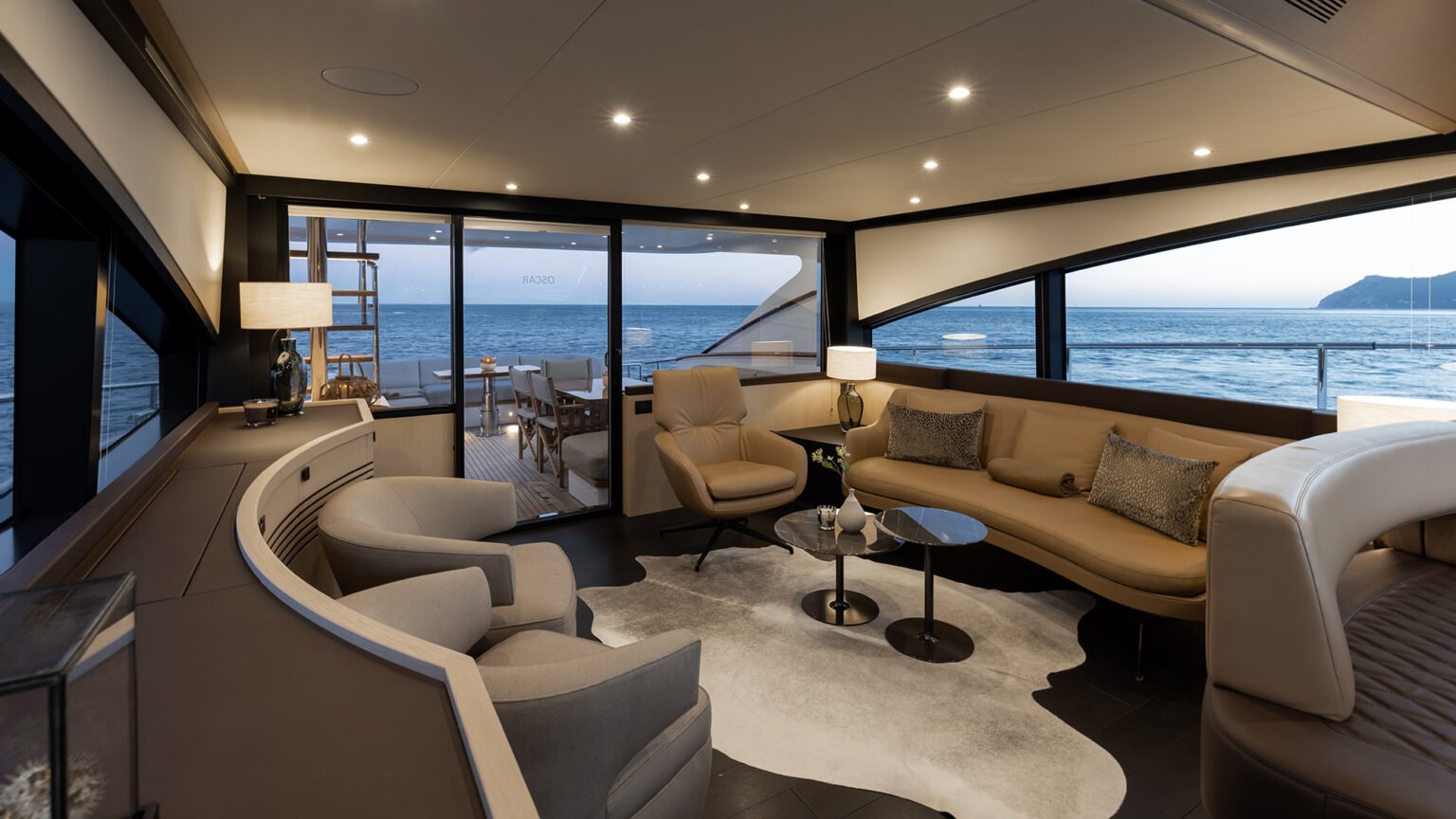 Mulder-Favorite-2200-BN121-OSCAR-Int-01