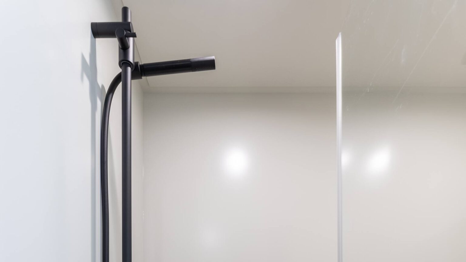 Mulder-Favorite-2200-BN121-OSCAR-Int-02-1