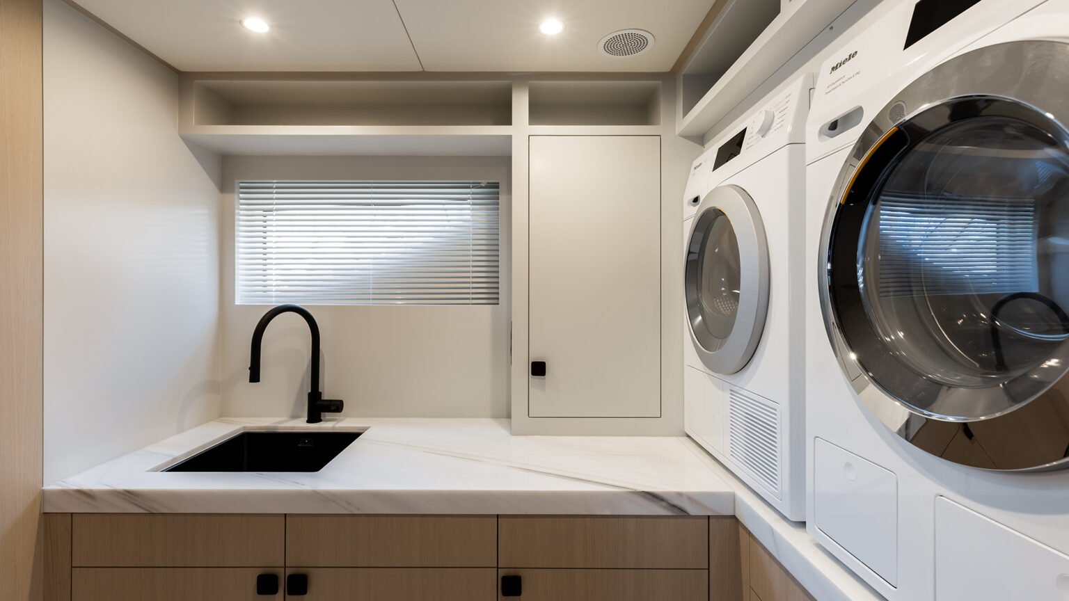 Mulder-Favorite-2200-BN121-OSCAR-Int-11