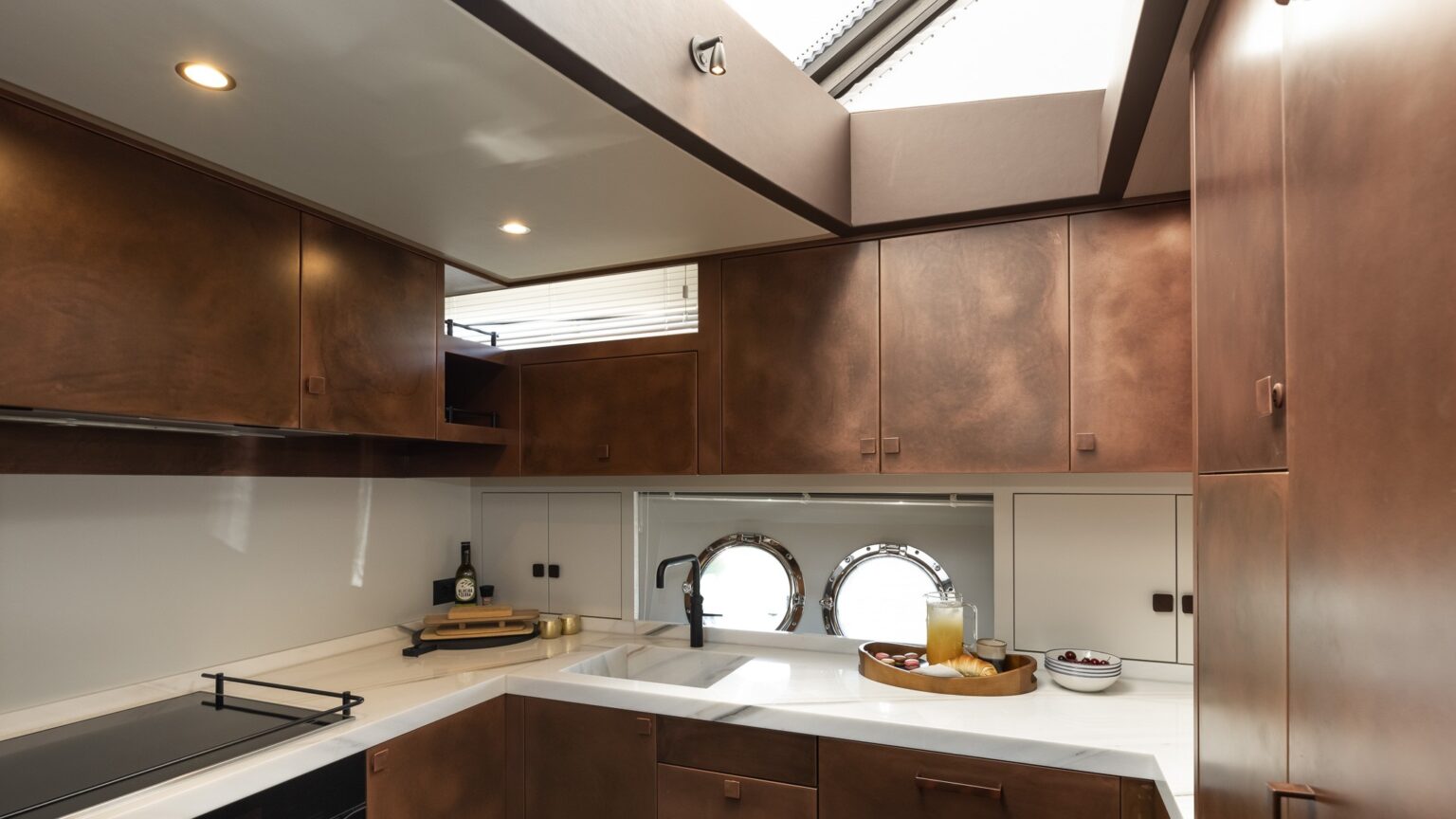 Mulder-Favorite-2200-BN121-OSCAR-Int-11-2