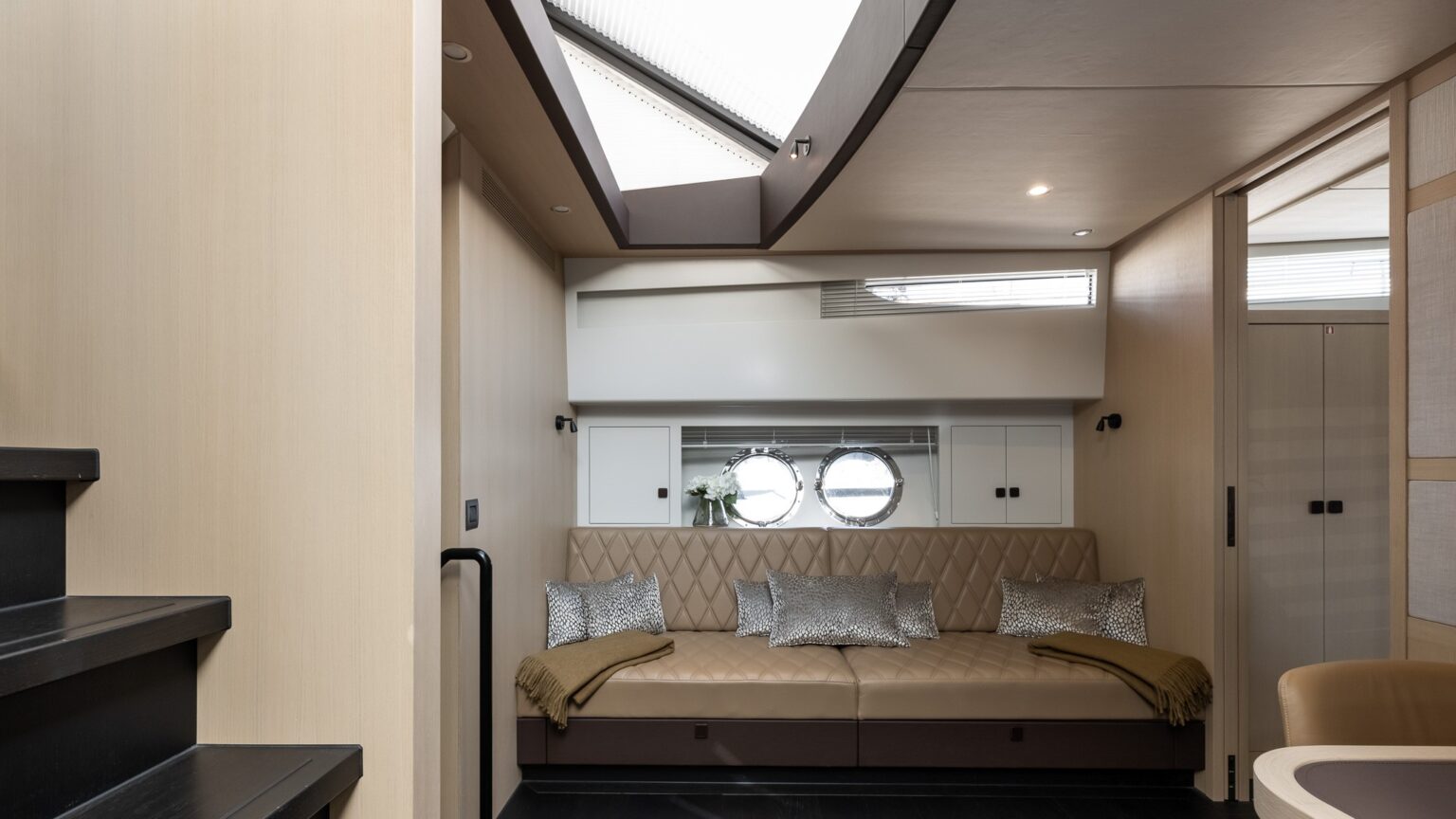 Mulder-Favorite-2200-BN121-OSCAR-Int-12