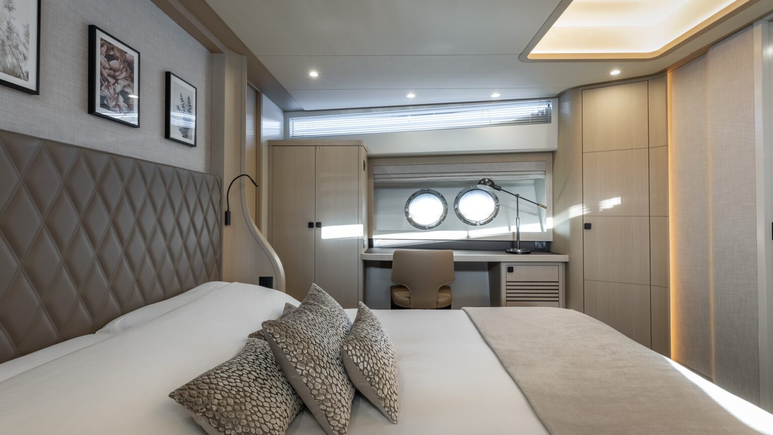 Mulder-Favorite-2200-BN121-OSCAR-Int-32