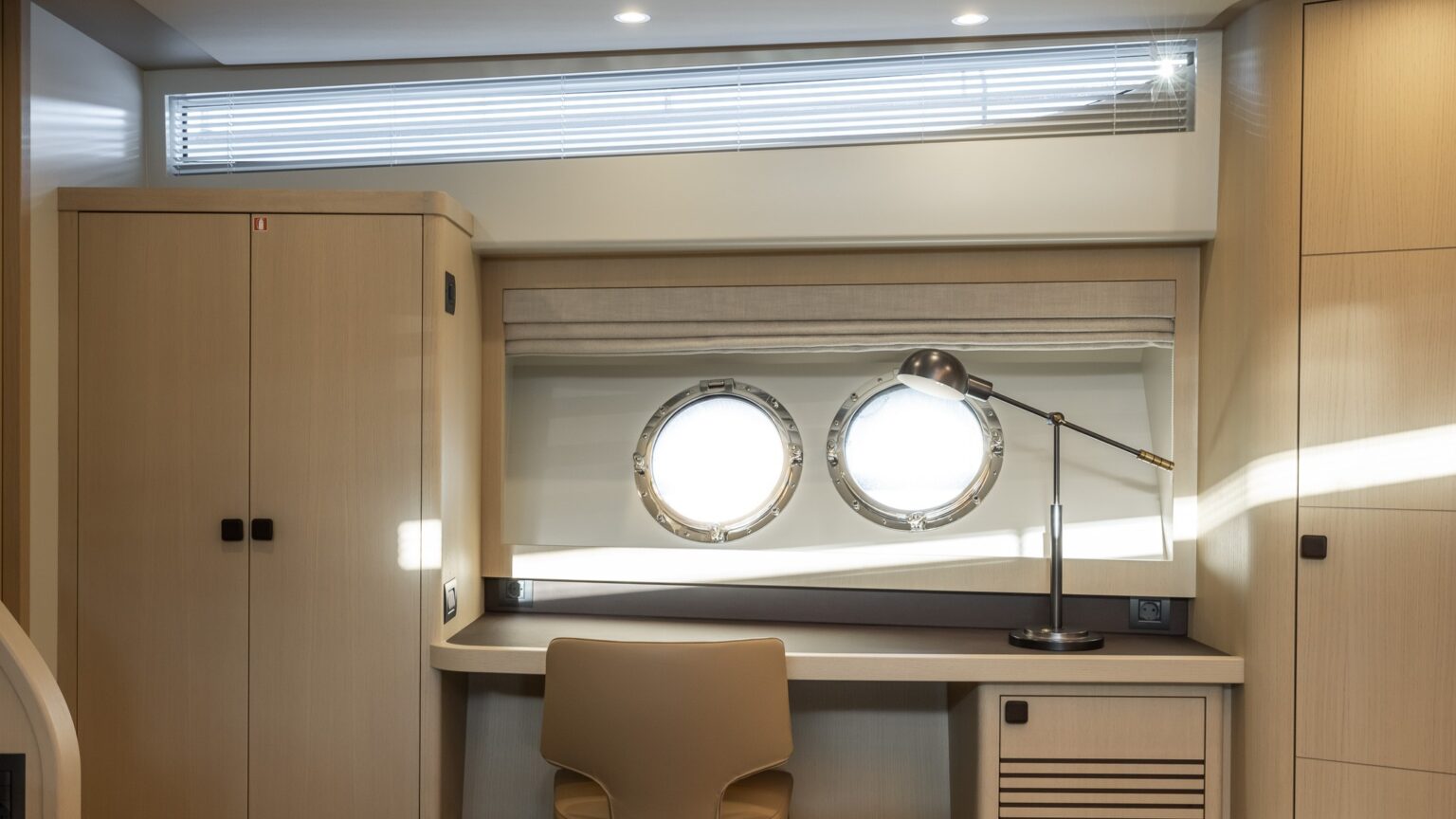 Mulder-Favorite-2200-BN121-OSCAR-Int-34