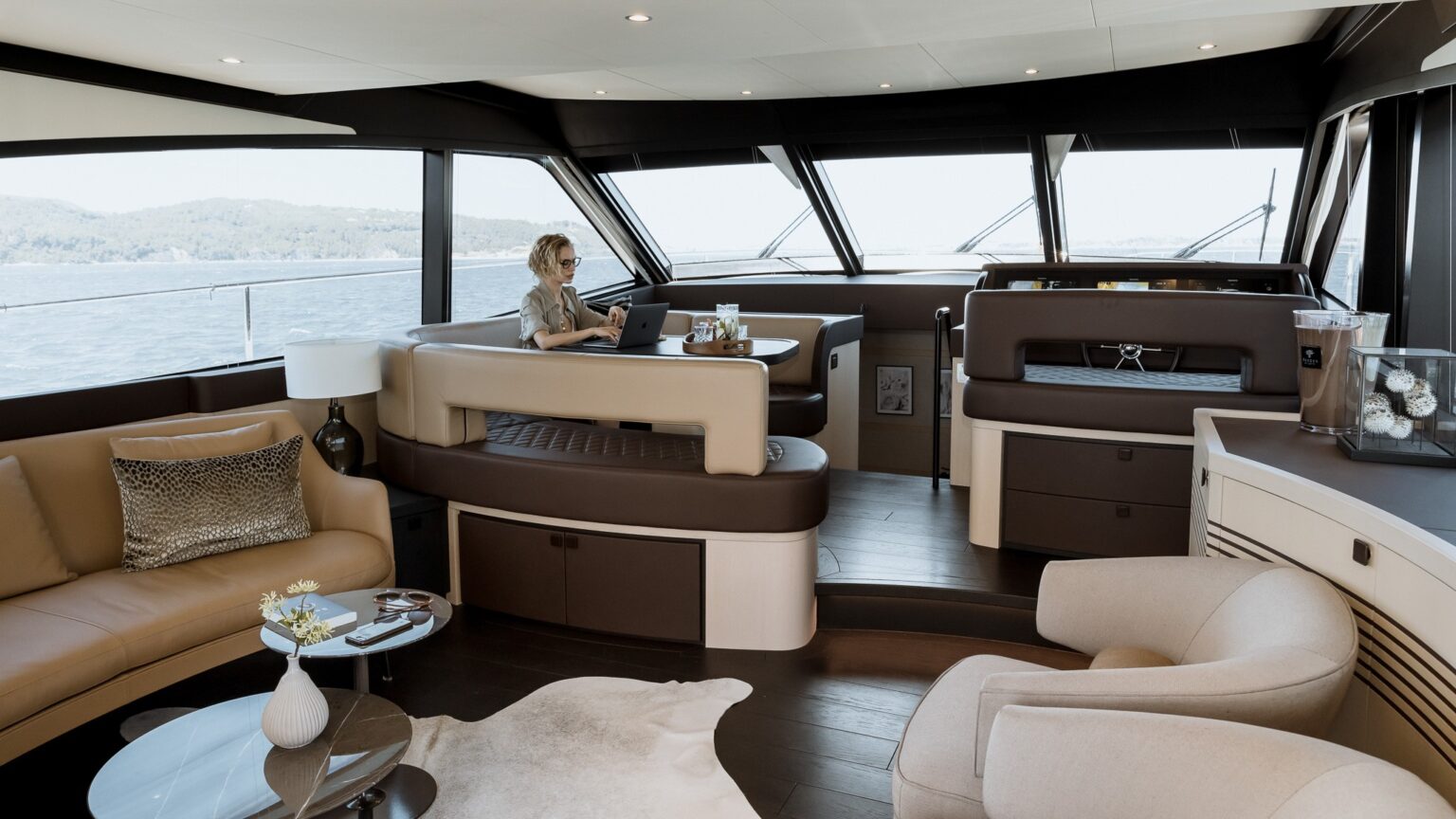 Mulder-Favorite-2200-BN121-OSCAR-Lifestyle-34-2