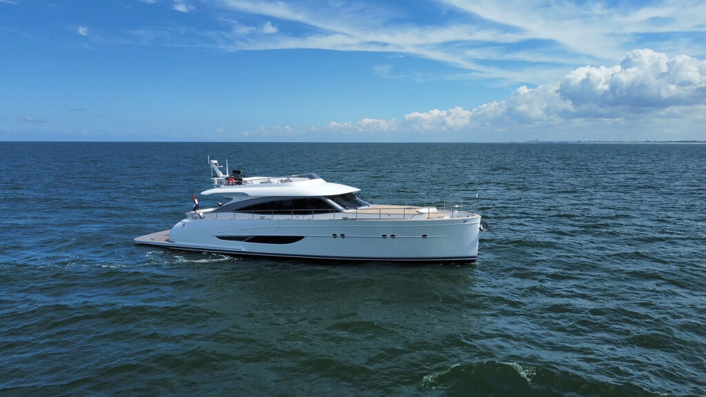 Mulder-Favorite-2200-OLAF-Seatrials (3) Mulder-Favorite-2200-OLAF-Seatrials (3)