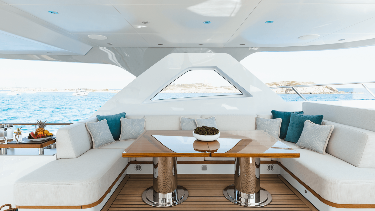 Mulder-ThirtySix-BN110-Calypso-Deck-07