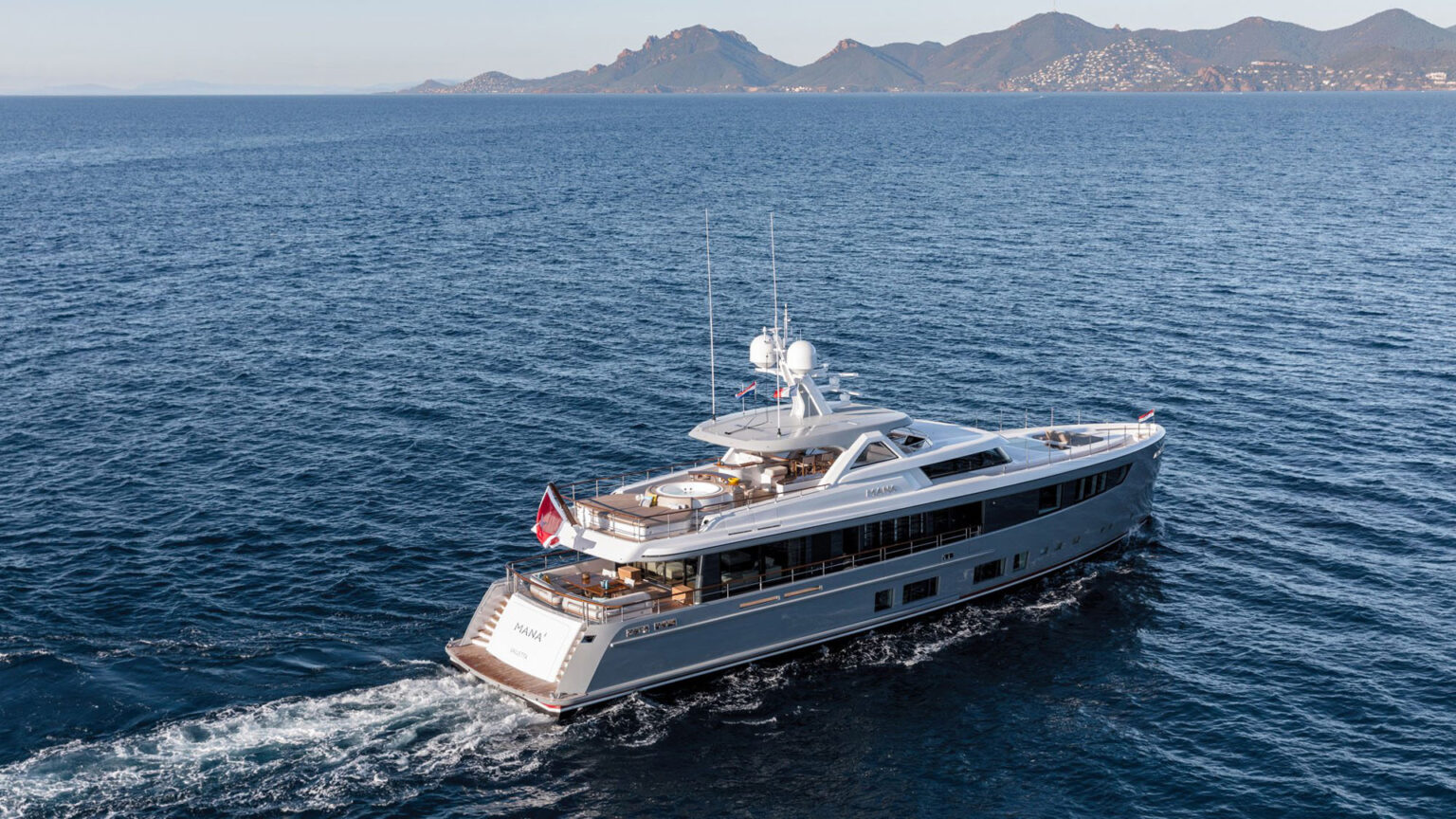 Mulder-ThirtySix-BN118-MANA1-05