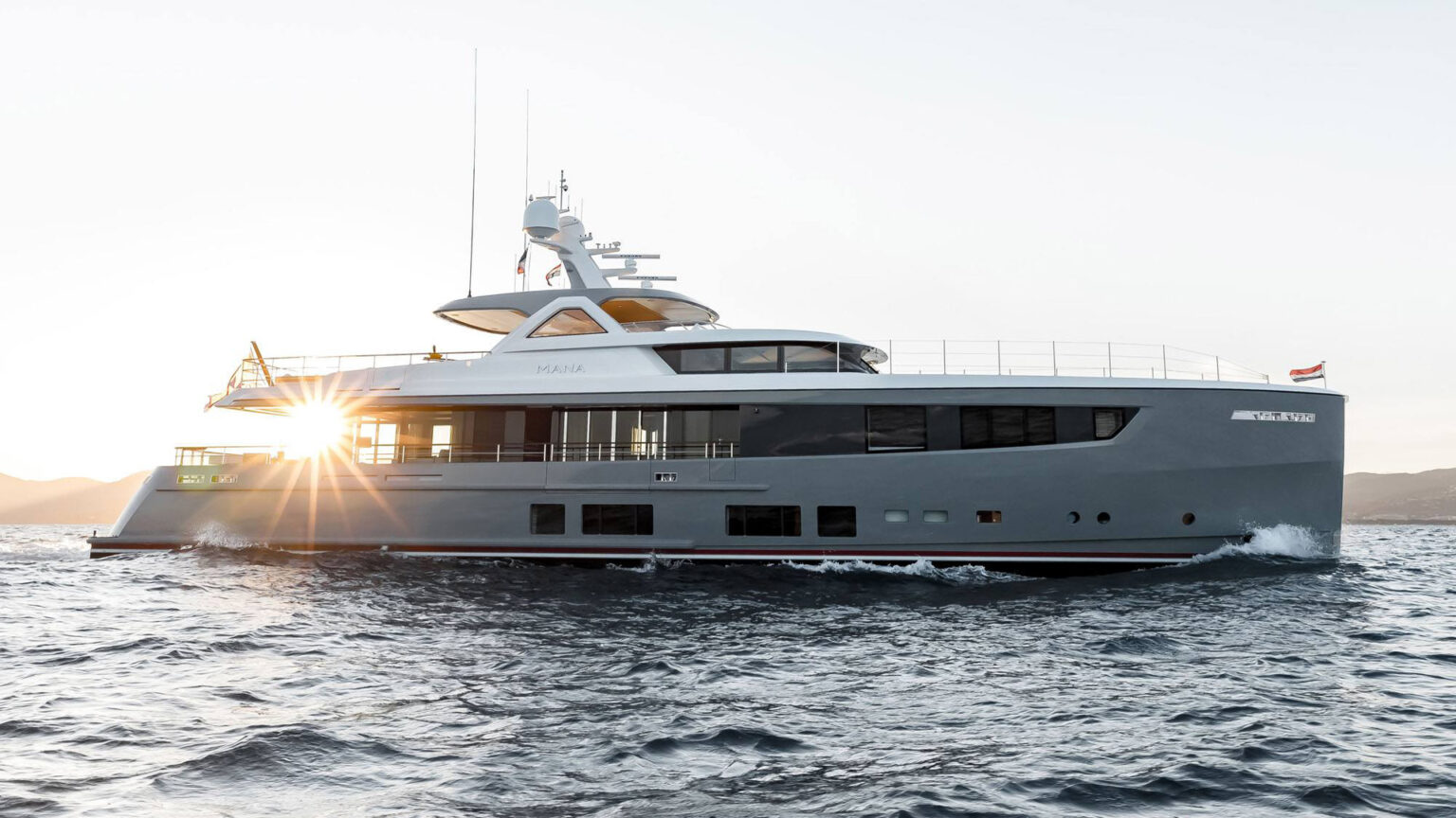 Mulder-ThirtySix-BN118-MANA1-12