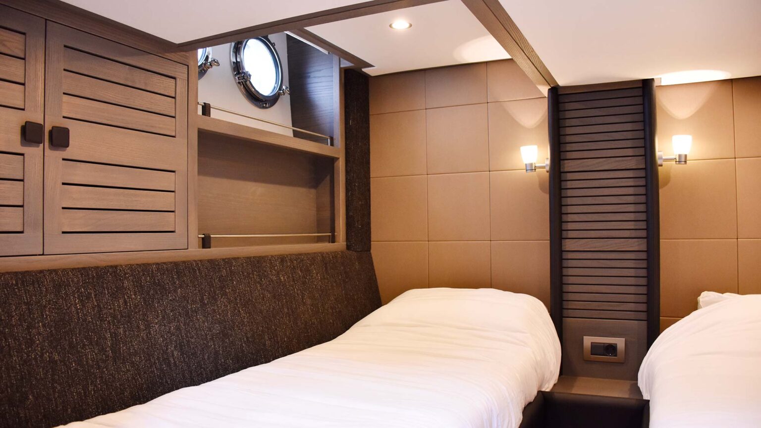 MulderShipyard_BN108_Grey_Pearl-17