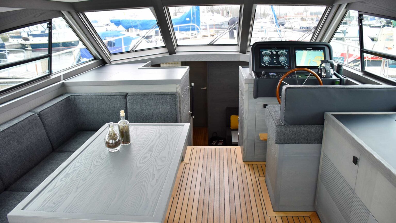 MulderShipyard_BN108_Grey_Pearl-4