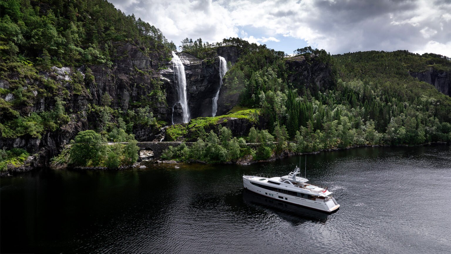 YN00139-Mulder-ThirtySix-BN139-Q43-ext (39)