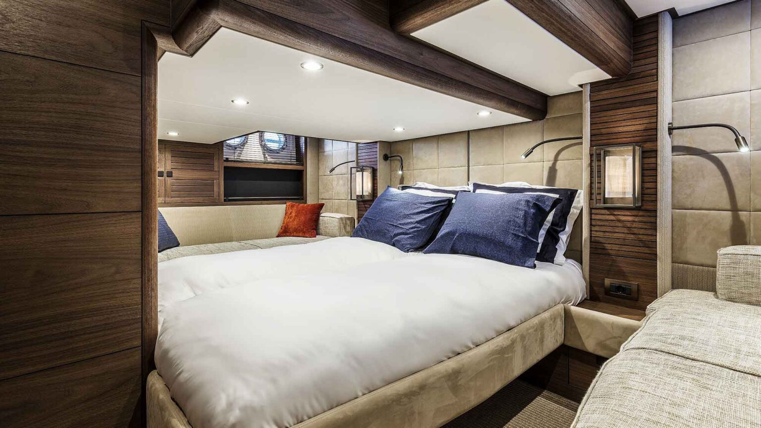 YN16104-Mulder-Favorite-1700-Int-05