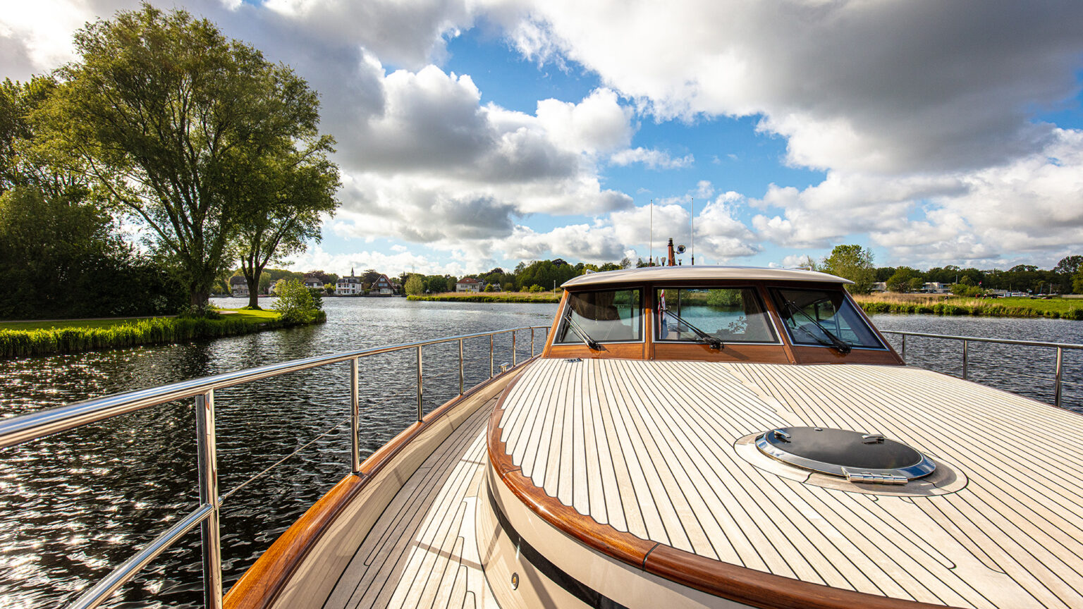 YN18114-Mulder-Favorite-1500-Ext-06